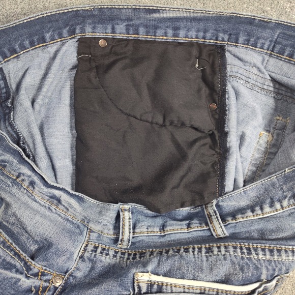 Axe & Crown Jeans Mens Size 48x32 Light Wash Denim Blue Relaxed Fit Distressed - Picture 11 of 16